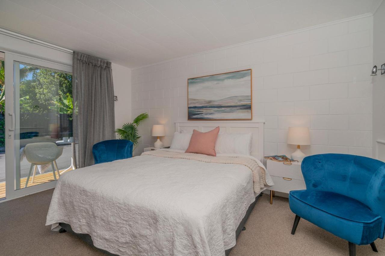Oceans 88 Whitianga Coastal Suites Rum bild